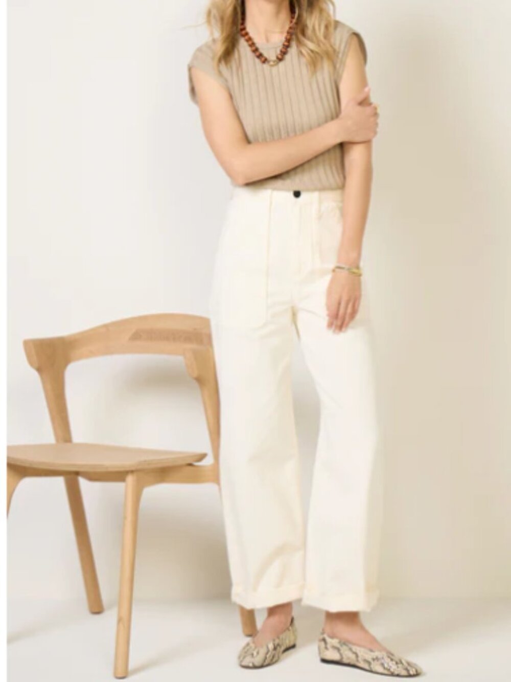 Michael Stars Jinny Power Shoulder Top in Tan L - Picture 4 of 11
